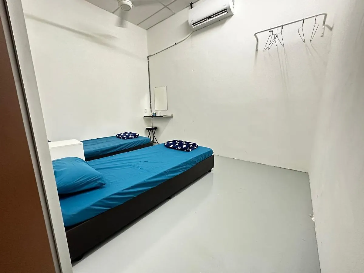 Jiaxin Dormitory-Setia Indah 家馨青年旅宿 Johor Bahru 0*,  Malaysia