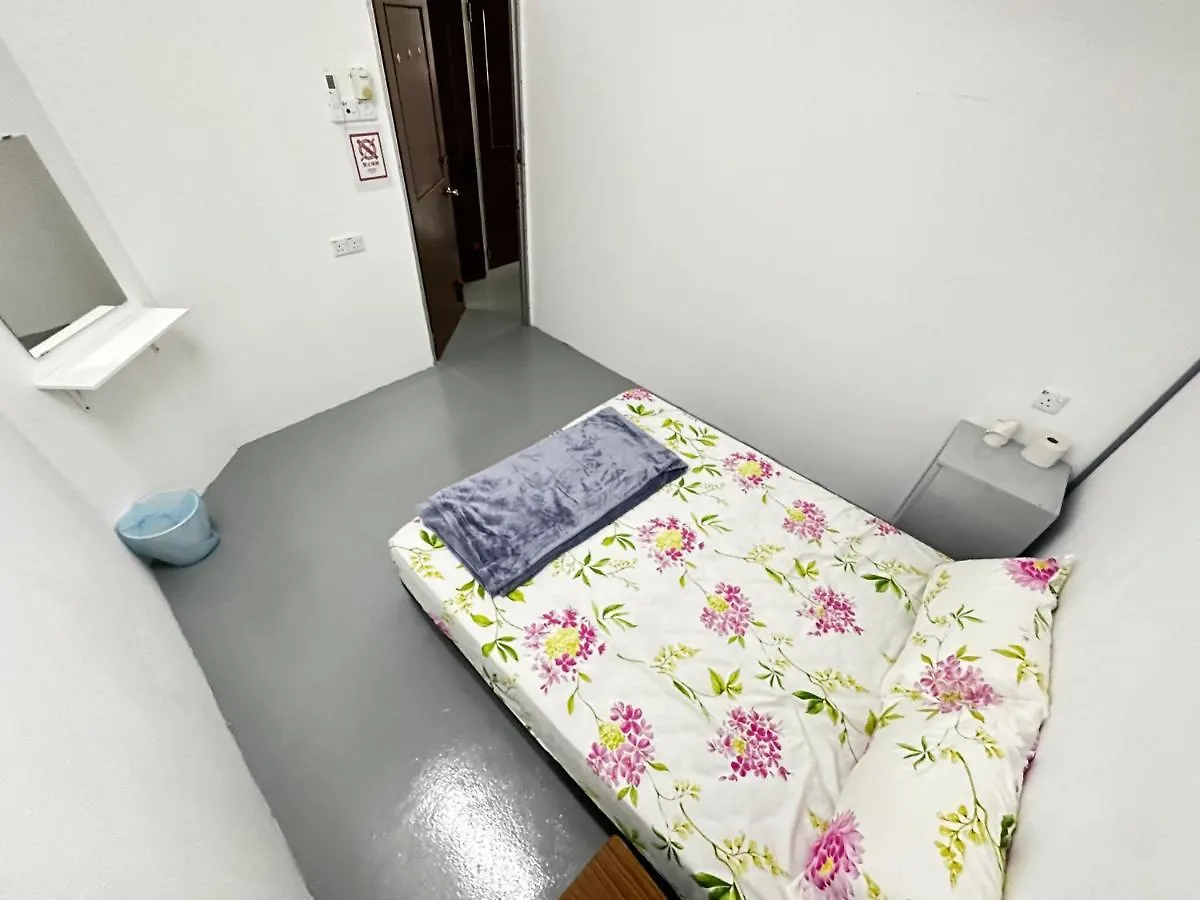 Jiaxin Dormitory-Setia Indah 家馨青年旅宿 contacts